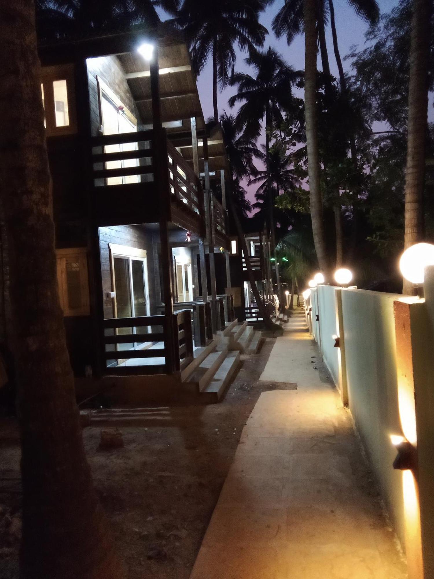 Hotel The Cool Huts Ashvem Beach Exterior foto